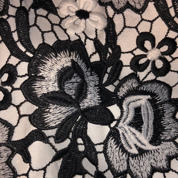 đź–¤AIDAN AIDAN MATOXđź–¤HALTER LACE COCKTAIL DRESSđź–¤ - Picture 6 of 6